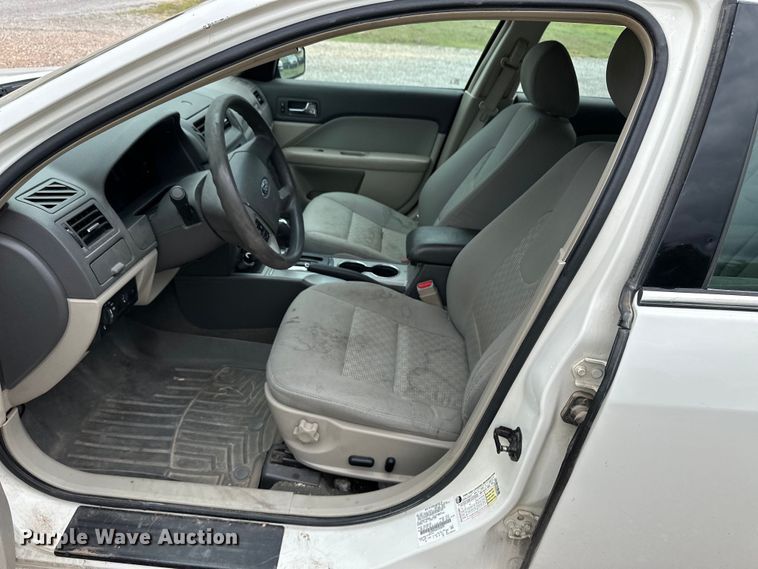 image for item OI9099 2012 Ford Fusion SE 