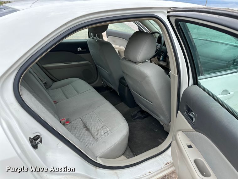 image for item OI9099 2012 Ford Fusion SE 