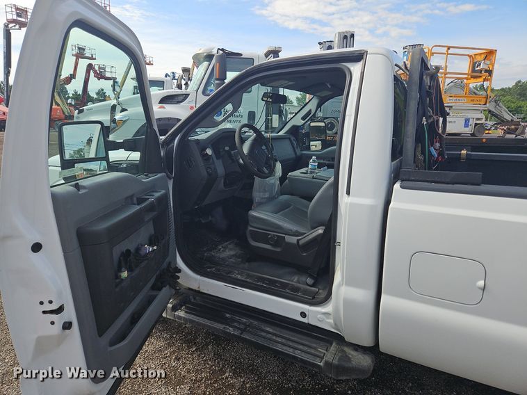 image for item OK9973 2015 Ford F250 pickup truck