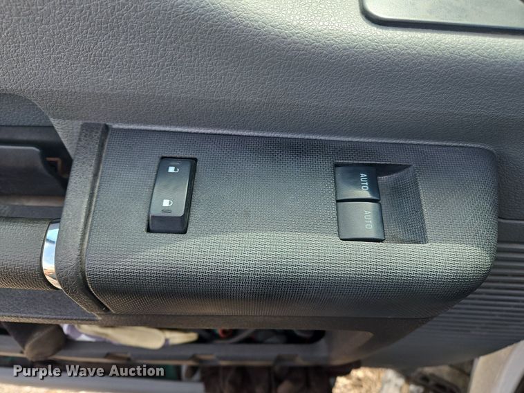 image for item OK9973 2015 Ford F250 pickup truck