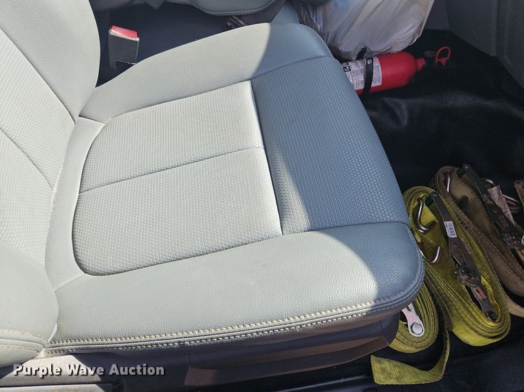 image for item OK9973 2015 Ford F250 pickup truck