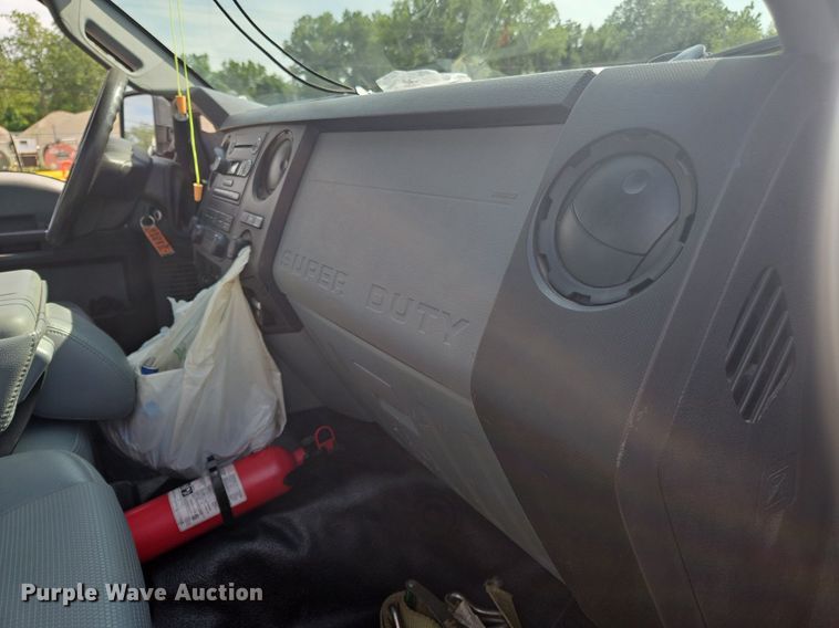 image for item OK9973 2015 Ford F250 pickup truck