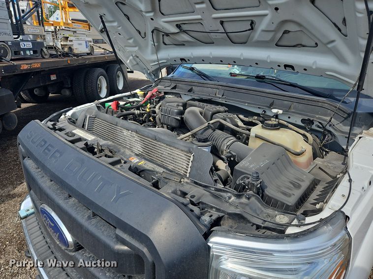 image for item OK9973 2015 Ford F250 pickup truck