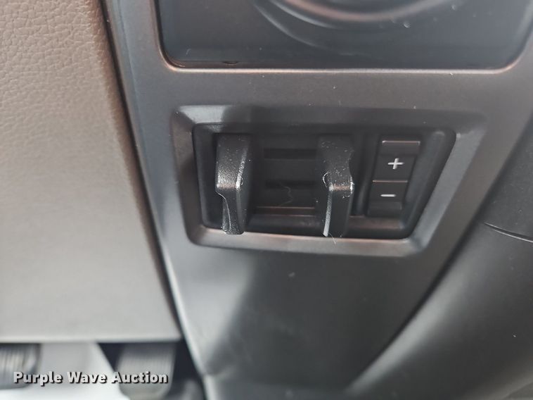 image for item OK9974 2020 Ford F150 XLT SuperCrew pickup truck