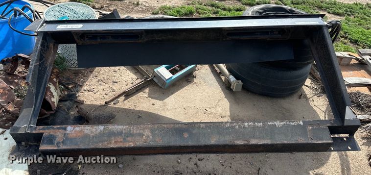 image for item OL9636 Header adapter