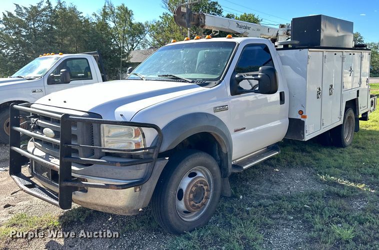 image for item OL9647 2005 Ford F550 Super Duty utility / service truck
