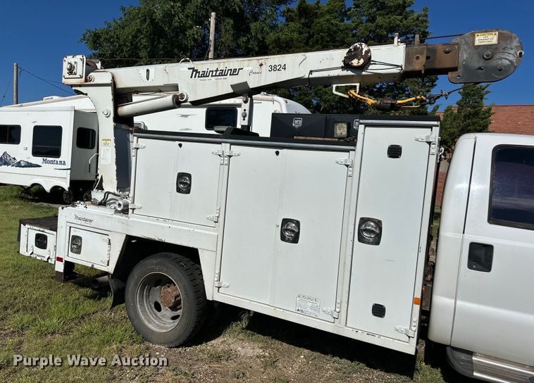 image for item OL9647 2005 Ford F550 Super Duty utility / service truck