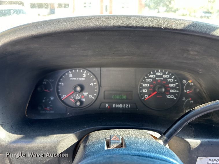 image for item OL9647 2005 Ford F550 Super Duty utility / service truck