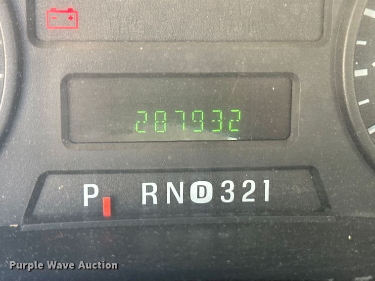 image for item OL9647 2005 Ford F550 Super Duty utility / service truck