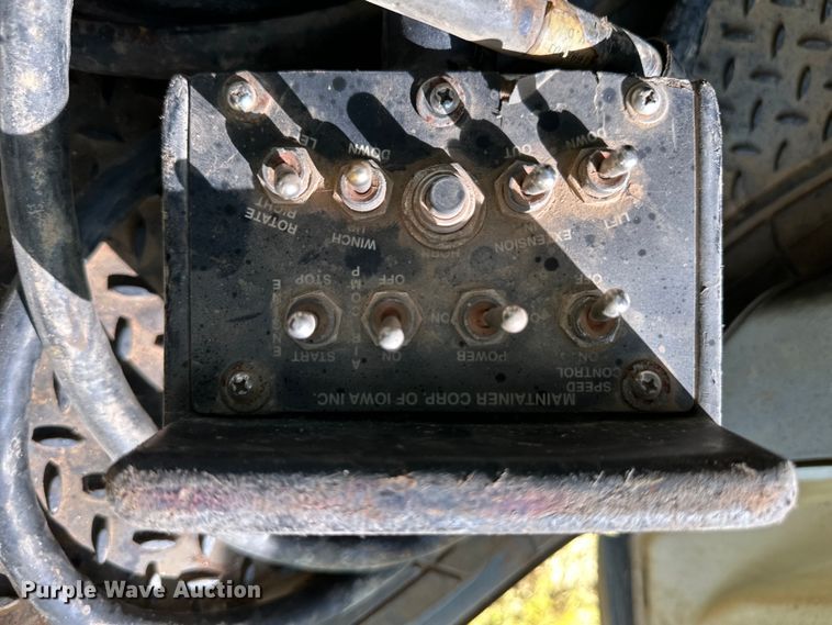 image for item OL9647 2005 Ford F550 Super Duty utility / service truck