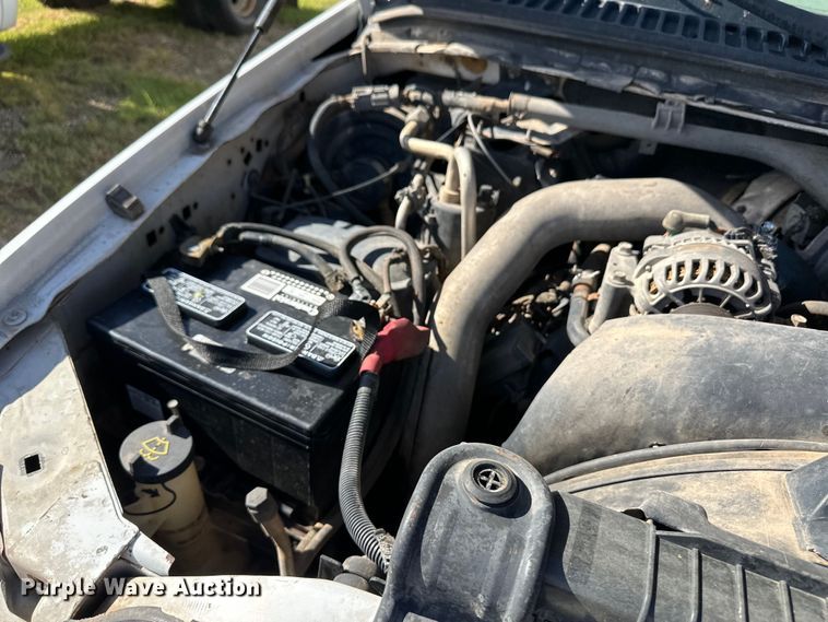 image for item OL9647 2005 Ford F550 Super Duty utility / service truck