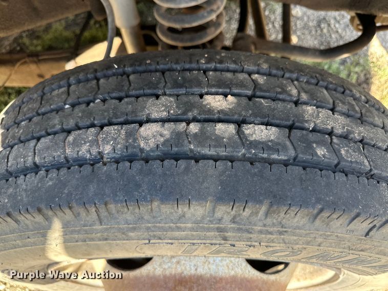 image for item OL9647 2005 Ford F550 Super Duty utility / service truck