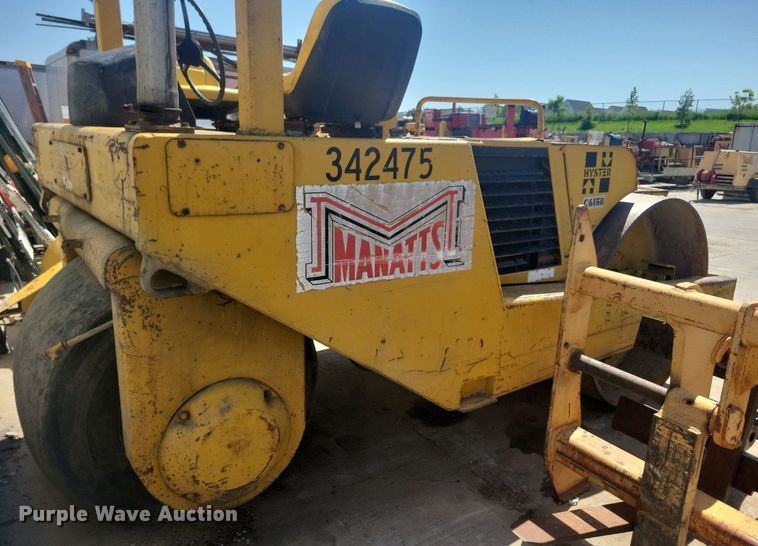 image for item DG0625 1980 Hyster C615B single drum roller