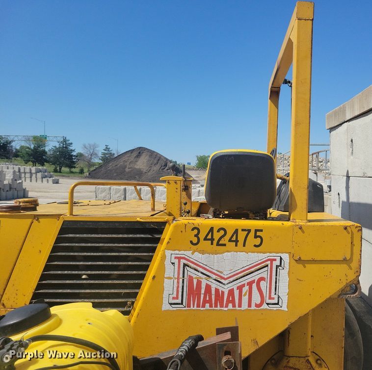 image for item DG0625 1980 Hyster C615B single drum roller