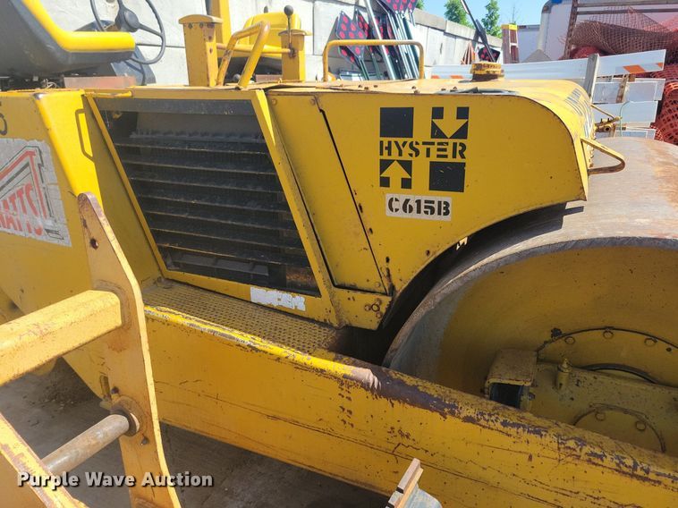 image for item DG0625 1980 Hyster C615B single drum roller