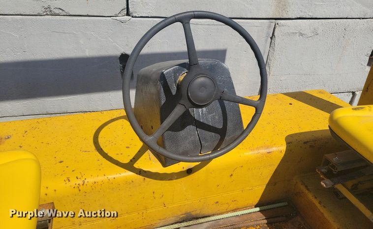 image for item DG0625 1980 Hyster C615B single drum roller