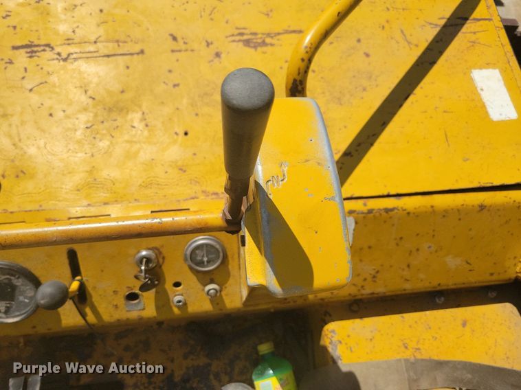 image for item DG0625 1980 Hyster C615B single drum roller