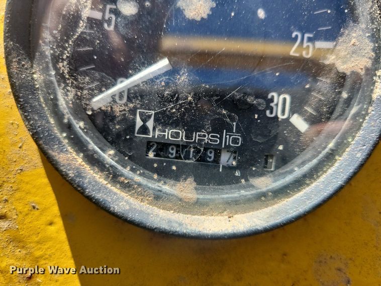 image for item DG0625 1980 Hyster C615B single drum roller