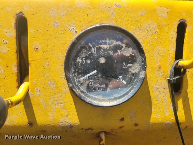 image for item DG0625 1980 Hyster C615B single drum roller