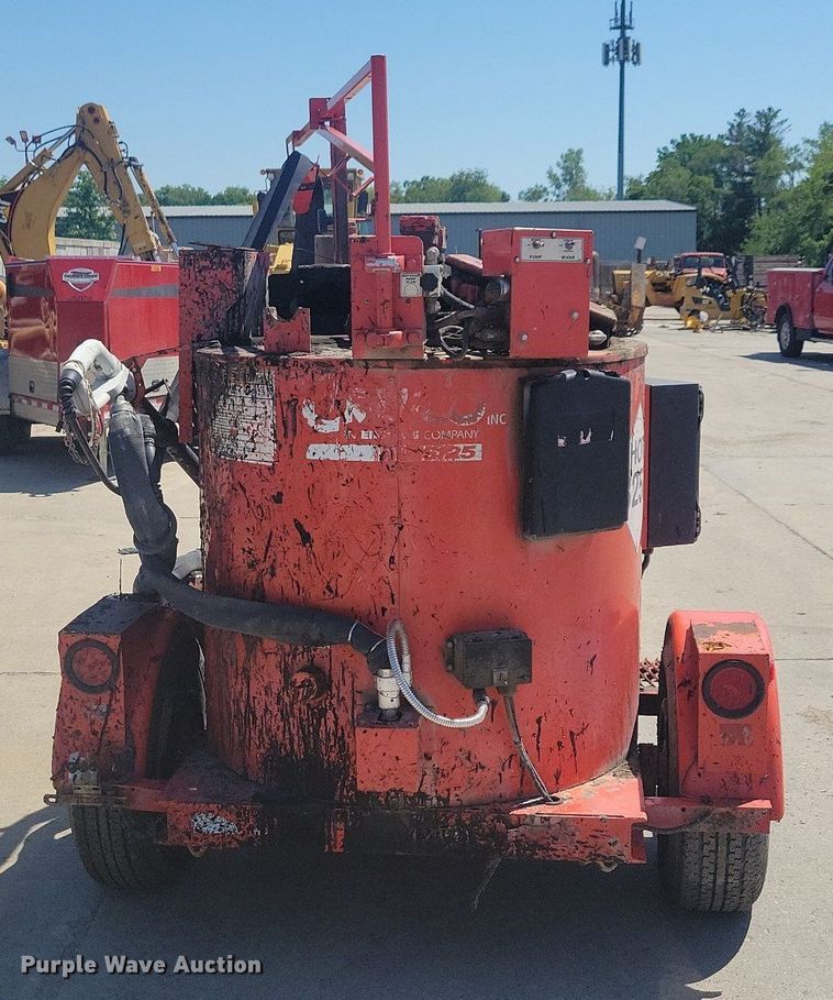 image for item DG0626 Crafco SS125 melter applicator