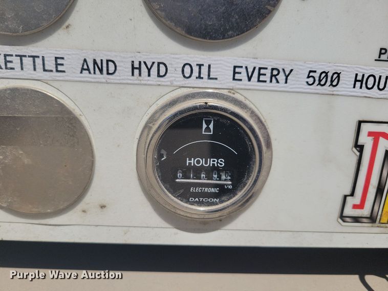 image for item DG0626 Crafco SS125 melter applicator