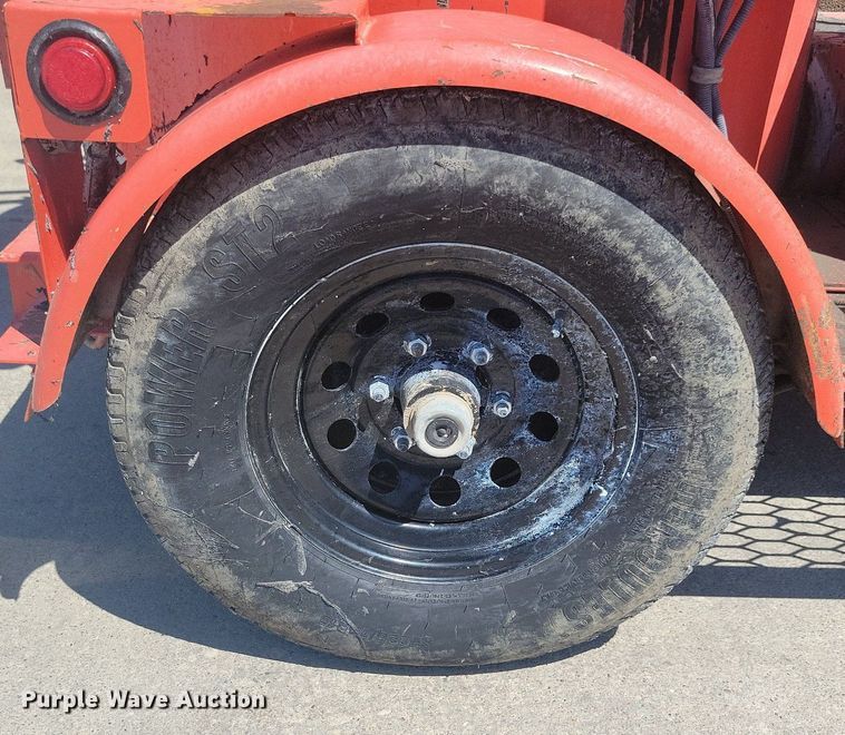 image for item DG0626 Crafco SS125 melter applicator