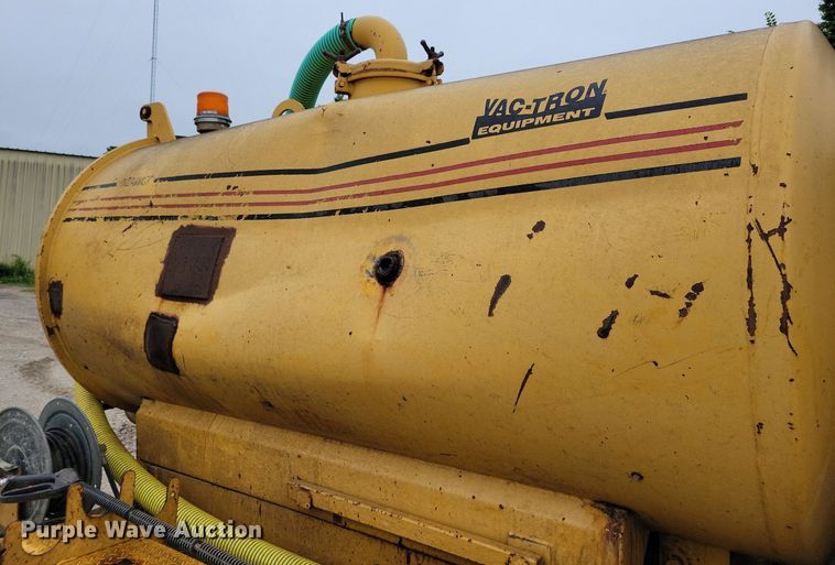 image for item DG0652 Vac-Tron PMD-800GT vacuum excavator