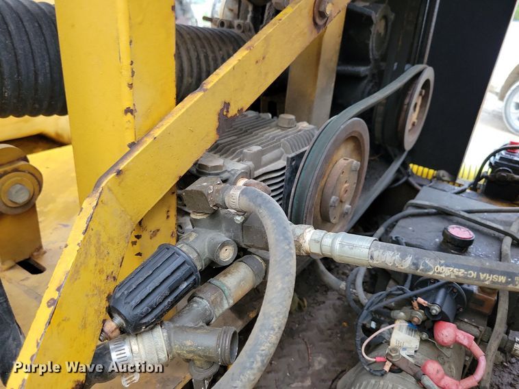 image for item DG0652 Vac-Tron PMD-800GT vacuum excavator