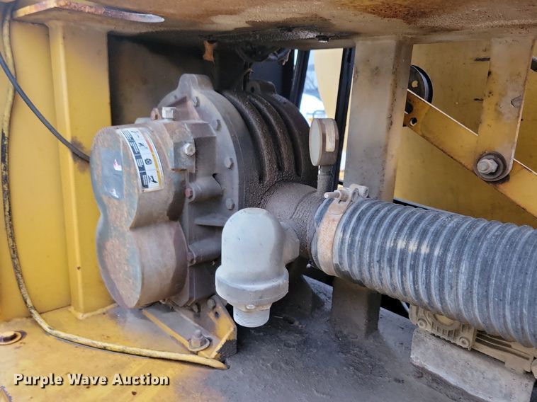 image for item DG0652 Vac-Tron PMD-800GT vacuum excavator