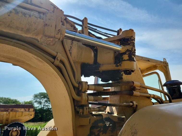 image for item DG0653 Caterpillar 627B conventional scraper 