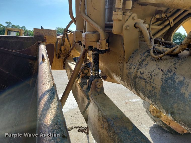 image for item DG0653 Caterpillar 627B conventional scraper 