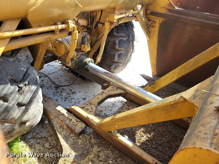 image for item DG0653 Caterpillar 627B conventional scraper 