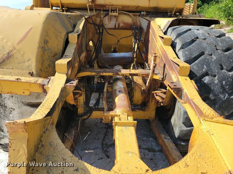 image for item DG0653 Caterpillar 627B conventional scraper 