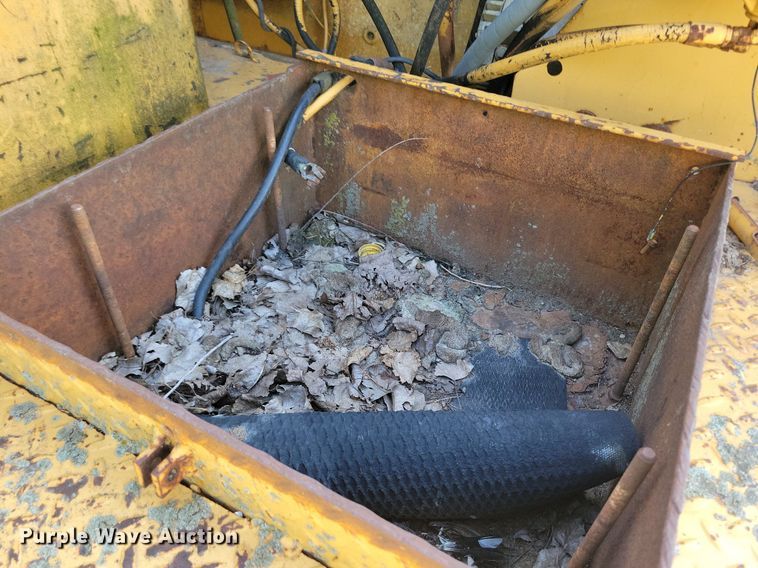 image for item DG0653 Caterpillar 627B conventional scraper 