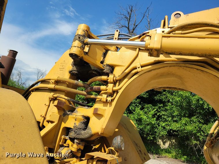 image for item DG0653 Caterpillar 627B conventional scraper 
