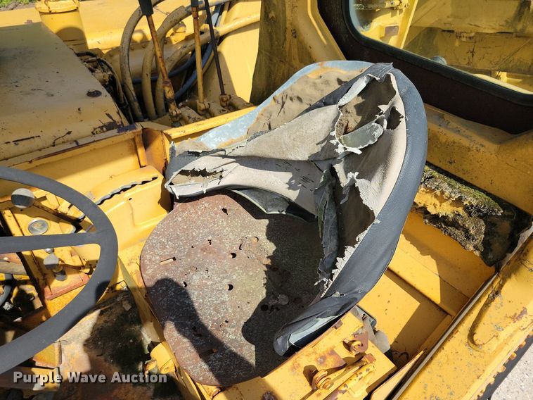 image for item DG0653 Caterpillar 627B conventional scraper 
