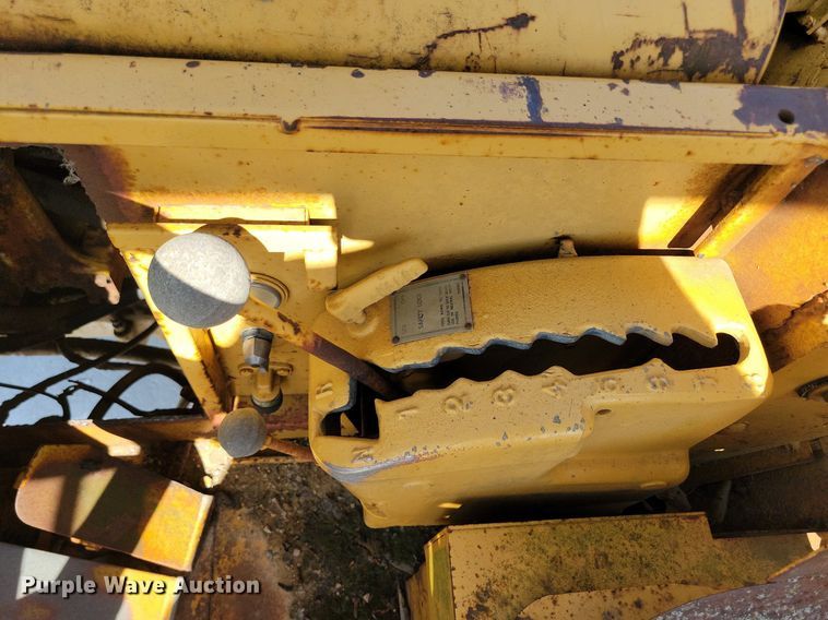 image for item DG0653 Caterpillar 627B conventional scraper 
