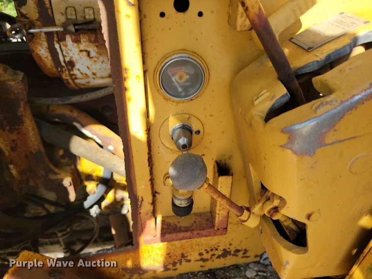 image for item DG0653 Caterpillar 627B conventional scraper 