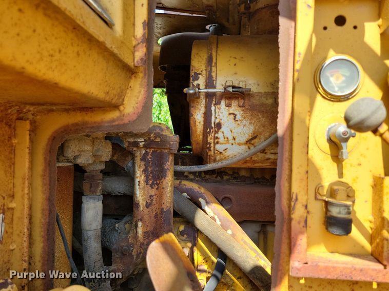 image for item DG0653 Caterpillar 627B conventional scraper 