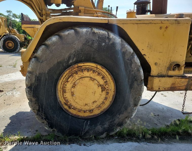 image for item DG0653 Caterpillar 627B conventional scraper 