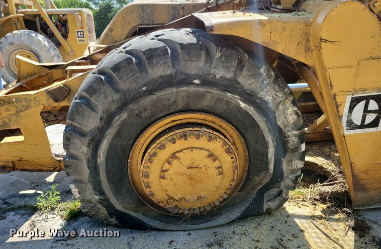image for item DG0653 Caterpillar 627B conventional scraper 