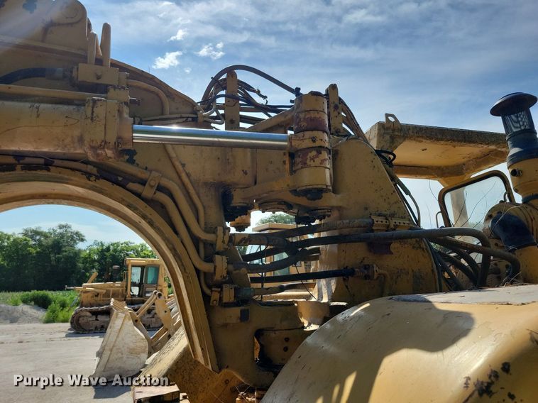image for item DG0654 1973 Caterpillar 627 conventional scraper 