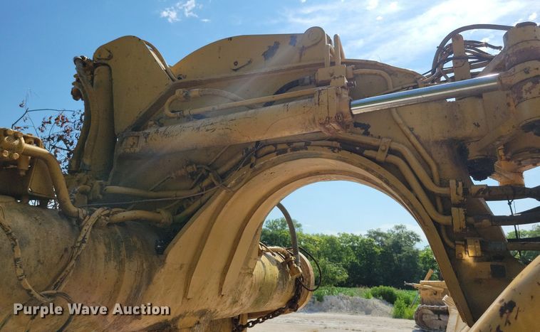 image for item DG0654 1973 Caterpillar 627 conventional scraper 