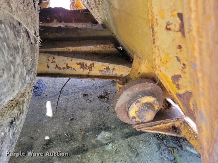 image for item DG0654 1973 Caterpillar 627 conventional scraper 