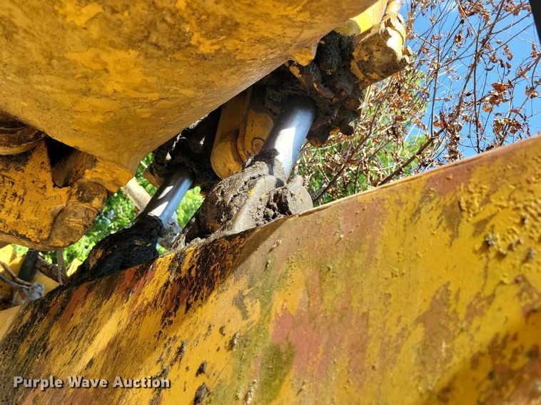 image for item DG0654 1973 Caterpillar 627 conventional scraper 