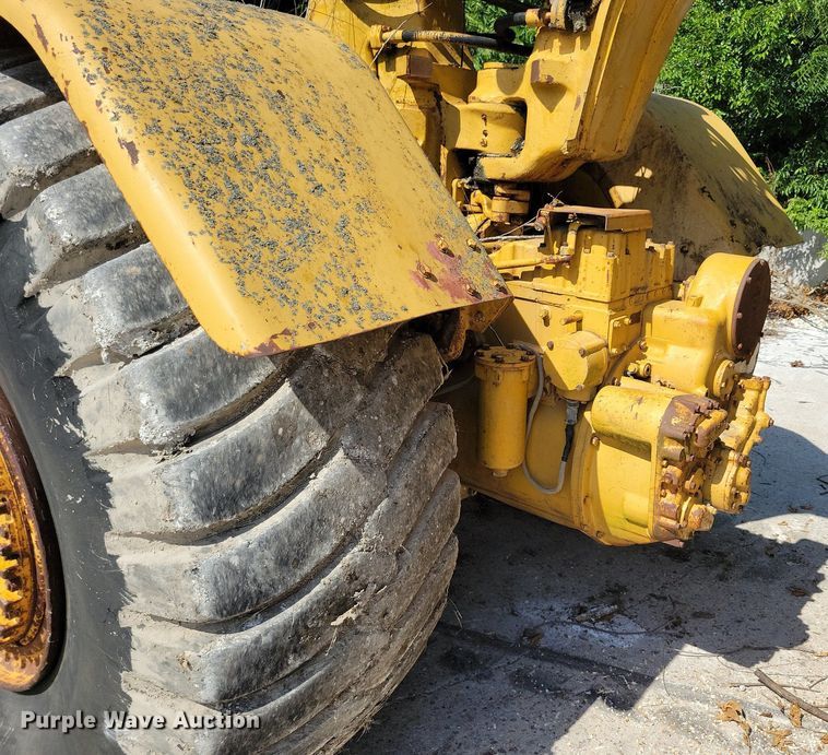 image for item DG0654 1973 Caterpillar 627 conventional scraper 