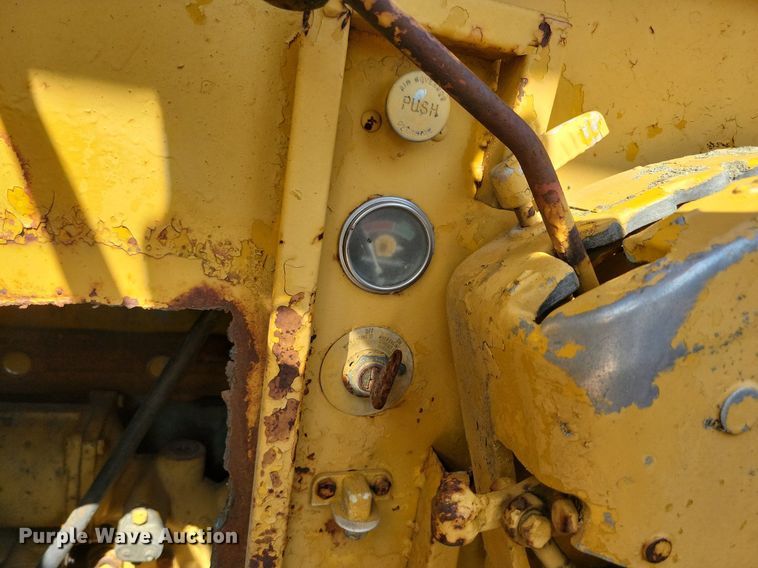 image for item DG0654 1973 Caterpillar 627 conventional scraper 