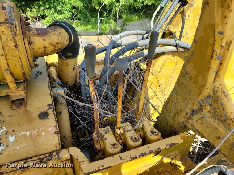 image for item DG0654 1973 Caterpillar 627 conventional scraper 