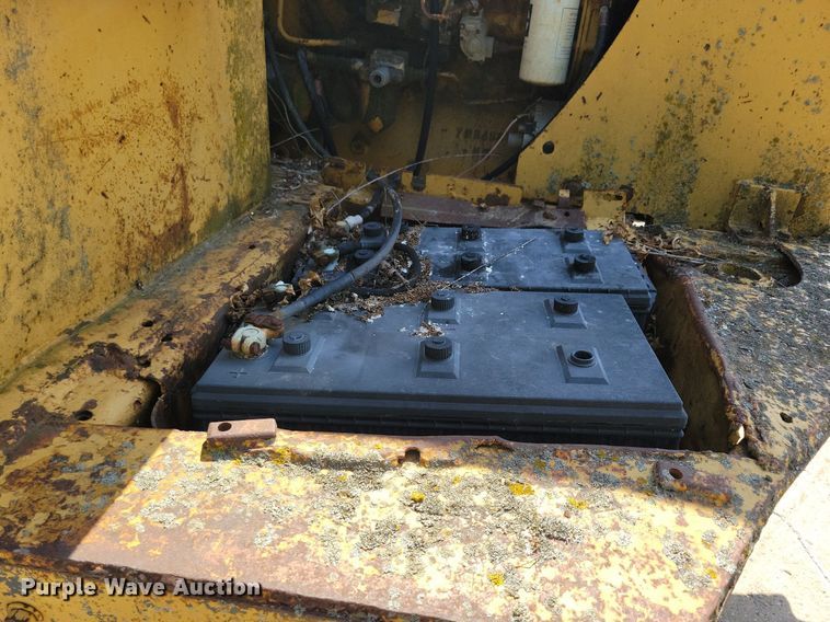 image for item DG0654 1973 Caterpillar 627 conventional scraper 