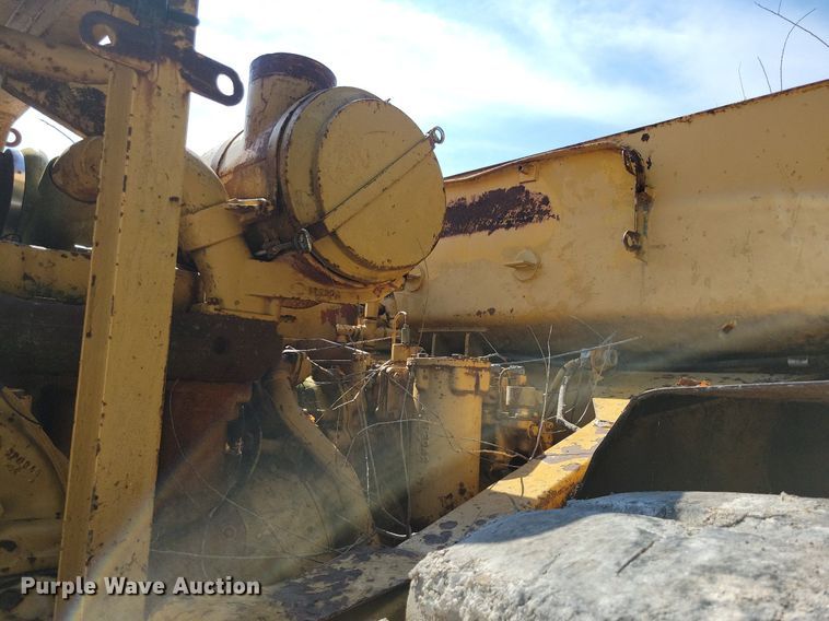 image for item DG0654 1973 Caterpillar 627 conventional scraper 